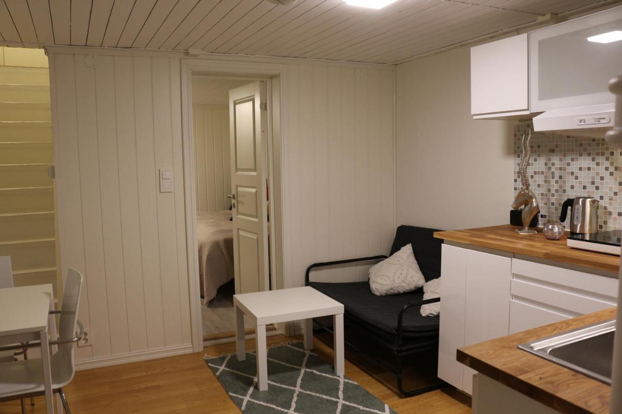 Nice Apartment With1 Bedroom Separate Living Room With A Sofa Bed And A Tiny Kitchen A Bathroom Located In Nordstrand Near By The Sea For 3 Guests With A Garden And Grill 5 Extra Guests With Extra Cost In The Cabin With Sea View Just Outside The Apar Oslo Buitenkant foto