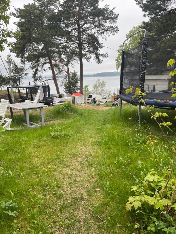 Nice Apartment With1 Bedroom Separate Living Room With A Sofa Bed And A Tiny Kitchen A Bathroom Located In Nordstrand Near By The Sea For 3 Guests With A Garden And Grill 5 Extra Guests With Extra Cost In The Cabin With Sea View Just Outside The Apar Oslo Buitenkant foto