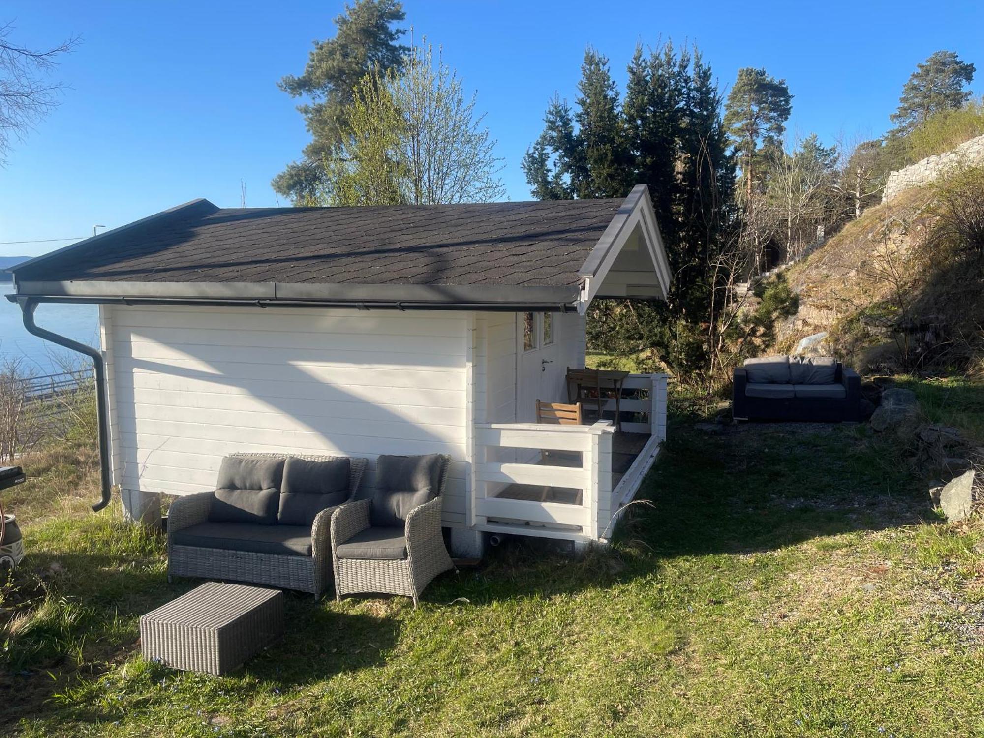 Nice Apartment With1 Bedroom Separate Living Room With A Sofa Bed And A Tiny Kitchen A Bathroom Located In Nordstrand Near By The Sea For 3 Guests With A Garden And Grill 5 Extra Guests With Extra Cost In The Cabin With Sea View Just Outside The Apar Oslo Buitenkant foto