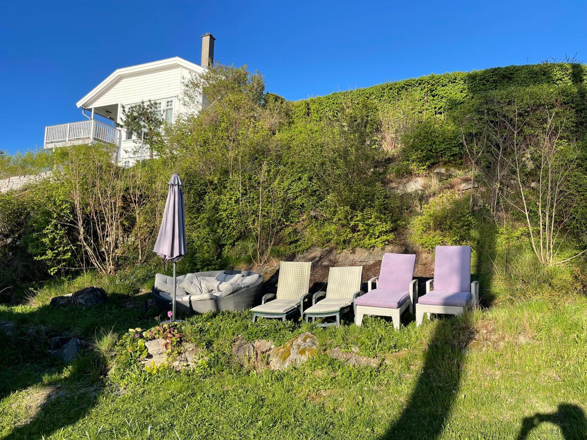 Nice Apartment With1 Bedroom Separate Living Room With A Sofa Bed And A Tiny Kitchen A Bathroom Located In Nordstrand Near By The Sea For 3 Guests With A Garden And Grill 5 Extra Guests With Extra Cost In The Cabin With Sea View Just Outside The Apar Oslo Buitenkant foto